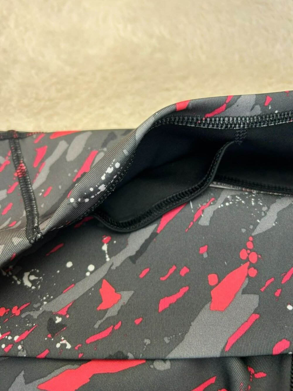 Adidas Womens Climalite Athletic Capri Leggings Large Abstract Print Black & Pin - Picture 5 of 6